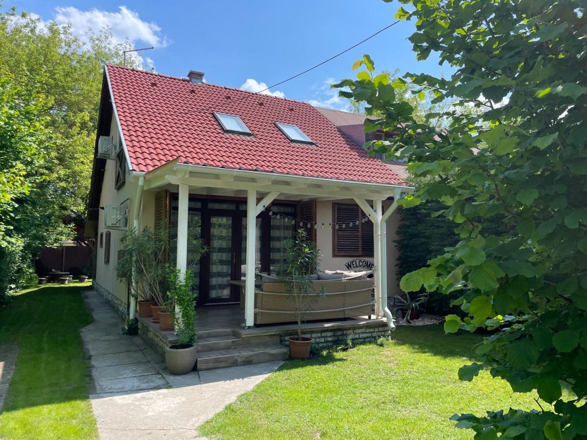 Lake House Siofok Exterior photo